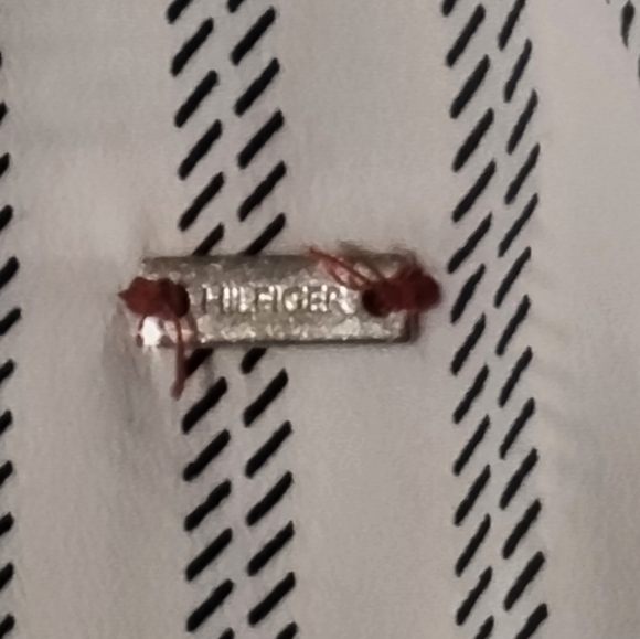 Tommy Hilfiger dressy sleeveless blouse - Picture 2 of 7